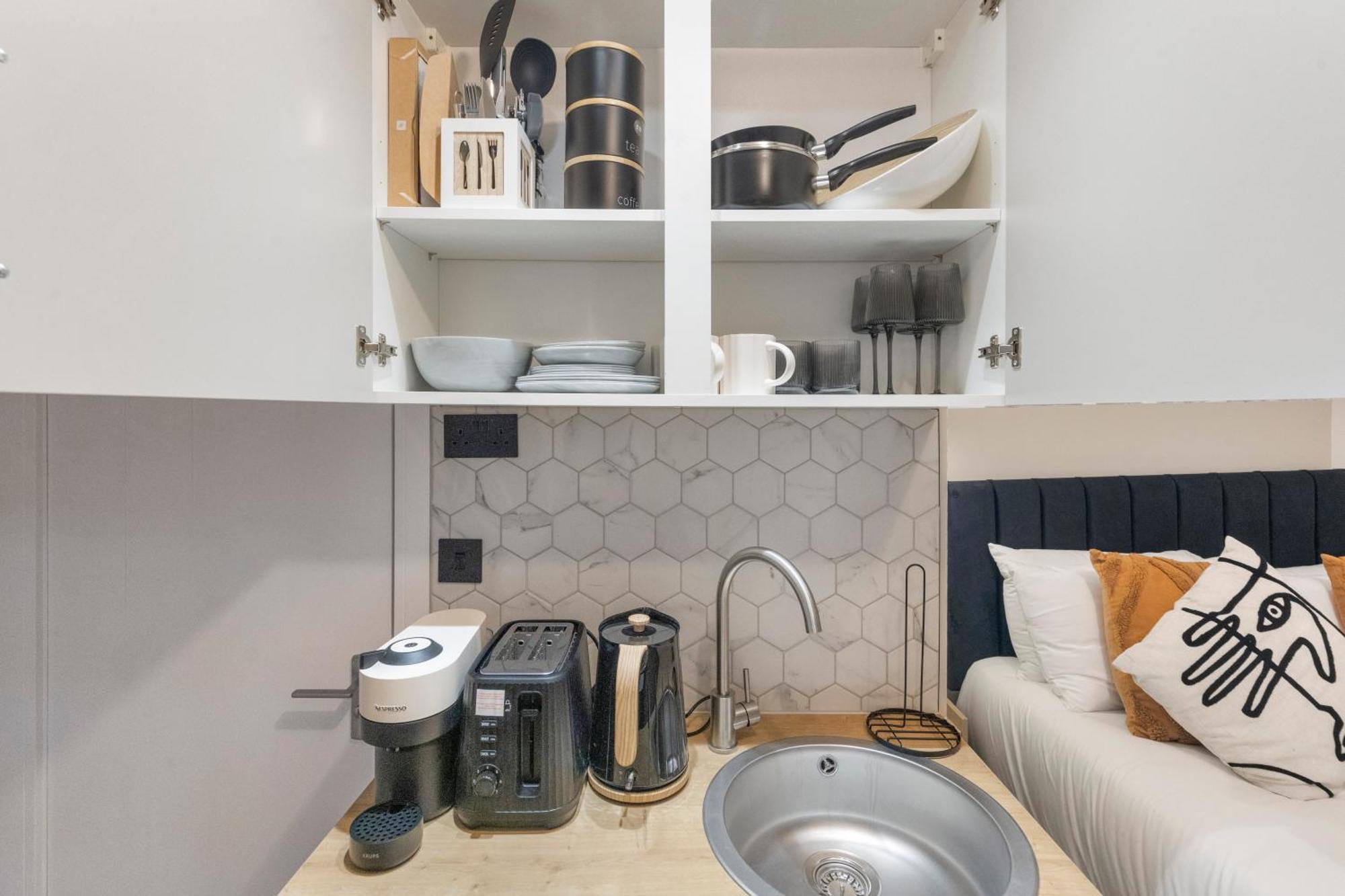 Апартаменты Chic Pad: Modern Retreat *